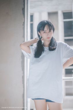 亚洲第一AV片精品堂
